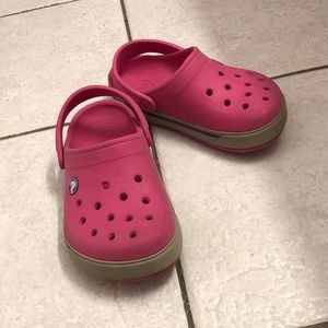 Clean pink Crocs💞